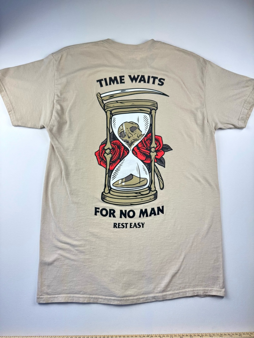 Rest Easy Zumiez Tilly’s Skull Rose Graphic Taupe Short Sleeve Tee Shirt Mens M